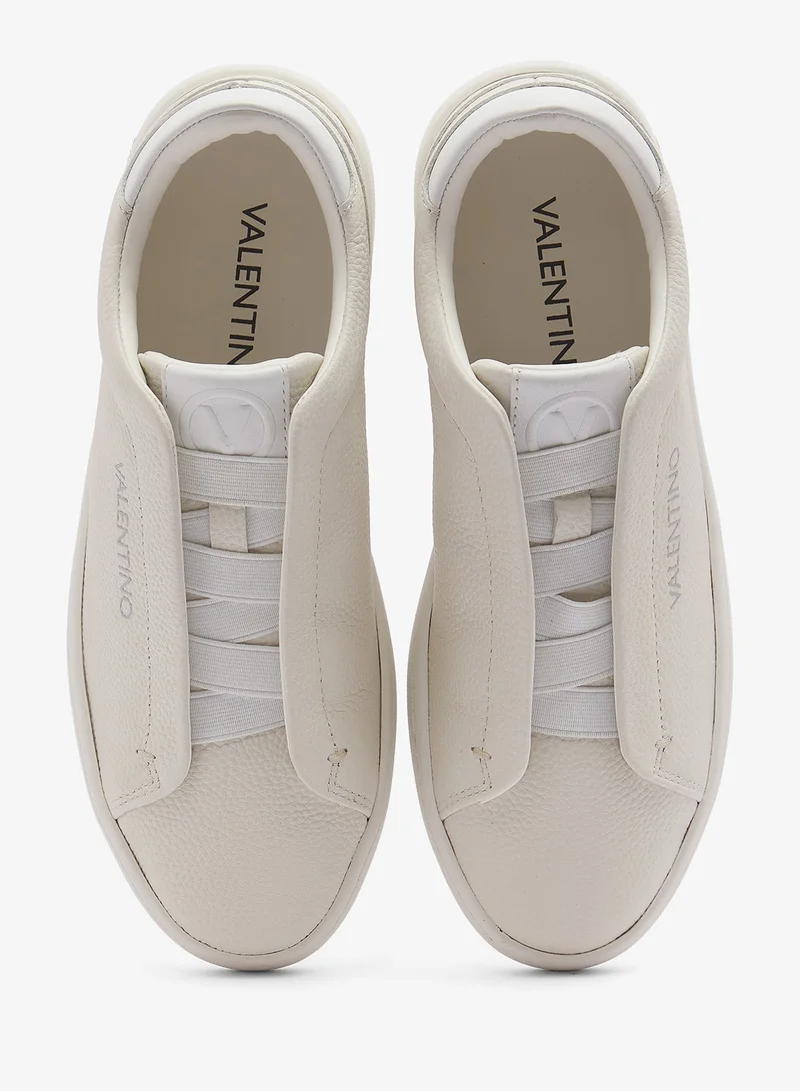 فالنتينو باي ماريو فالنتينو حذاء رياضي برباط منخفض